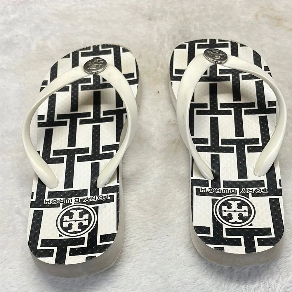 Tory Burch White Girls Slippers‎ Luxurious Comfort